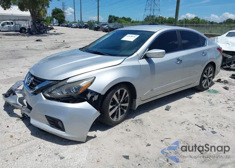 2017 Nissan Altima 2.5 Sr из США, поврежденный, VIN 1N4AL3APXHC133101